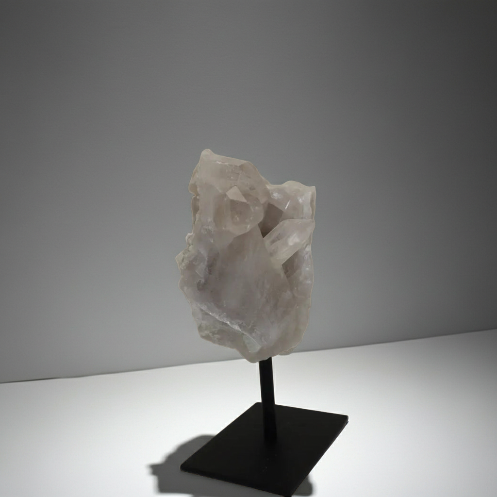 Bergkristall auf Metallständer 05