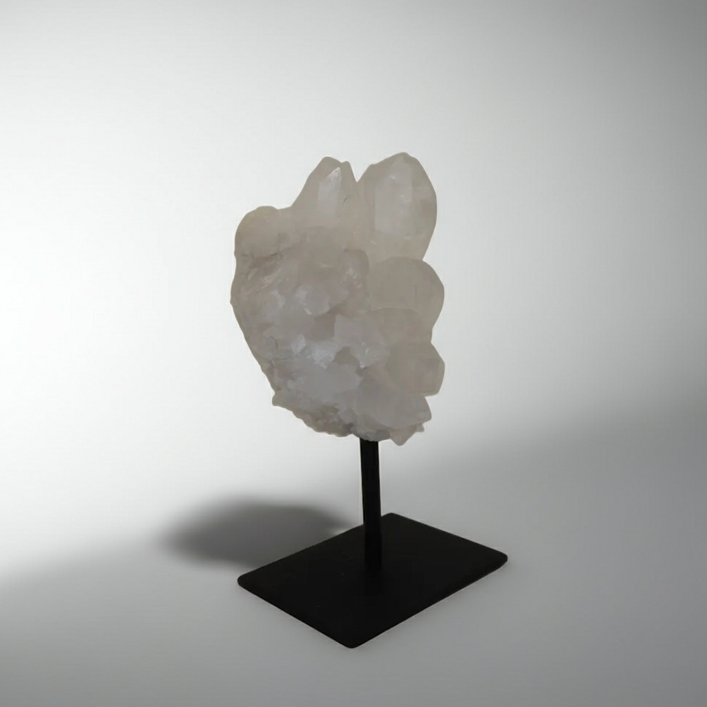 Bergkristall auf Metallständer 04