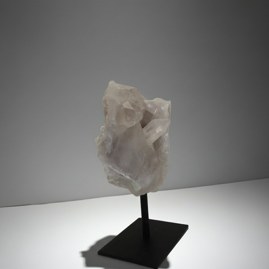 Bergkristall auf Metallständer 05