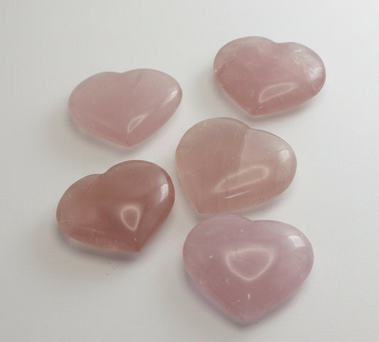 Rosenquarz Herz 25–40 mm