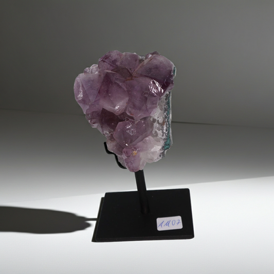 Amethyst auf Metallständer 07