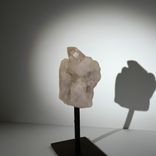 Bergkristall auf Metallständer 07