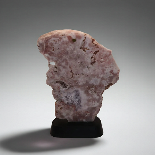 Pink Amethyst auf Standfuß 01